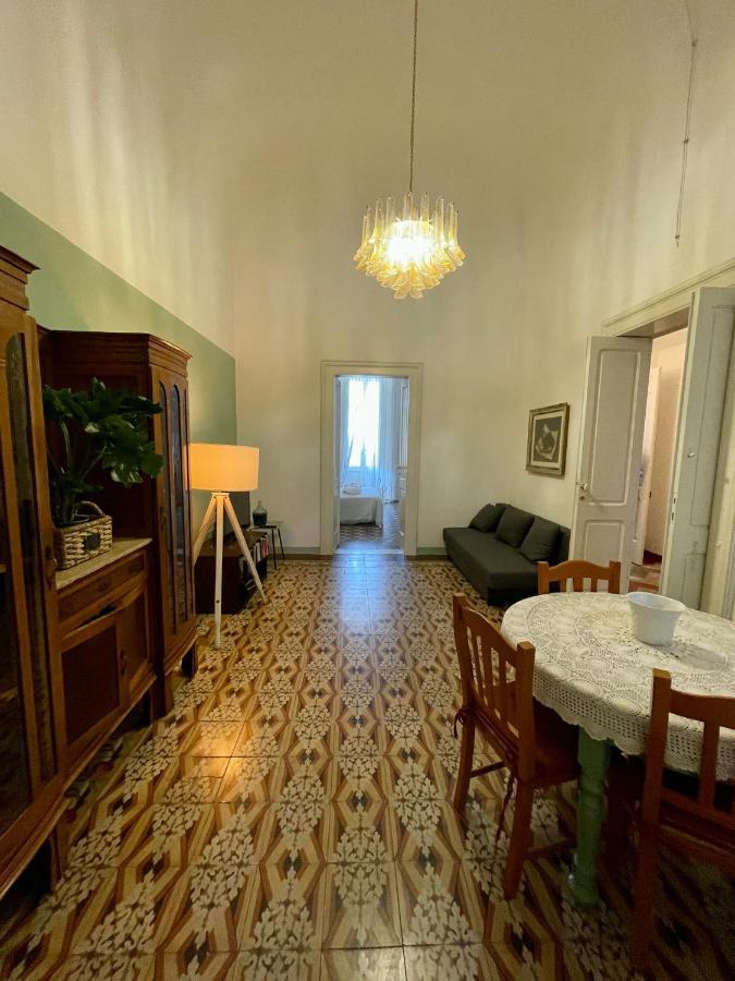 4 Balconi House-Appartamento Salentino Nel Centro Di לצ'ה מראה חיצוני תמונה